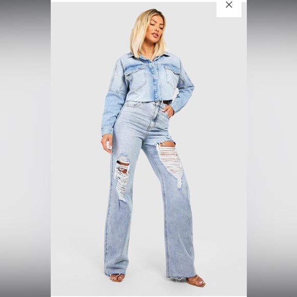 NWT High Waisted Distressed Jeans - Picture 1 of 5